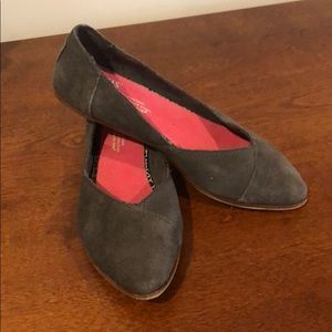 Toms Juliet flat size 6!